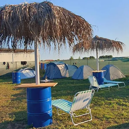 Camping Free People Vama Veche